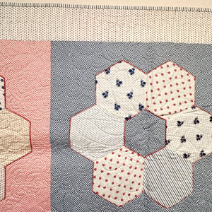 Hexagon Flowers Baby Quilt